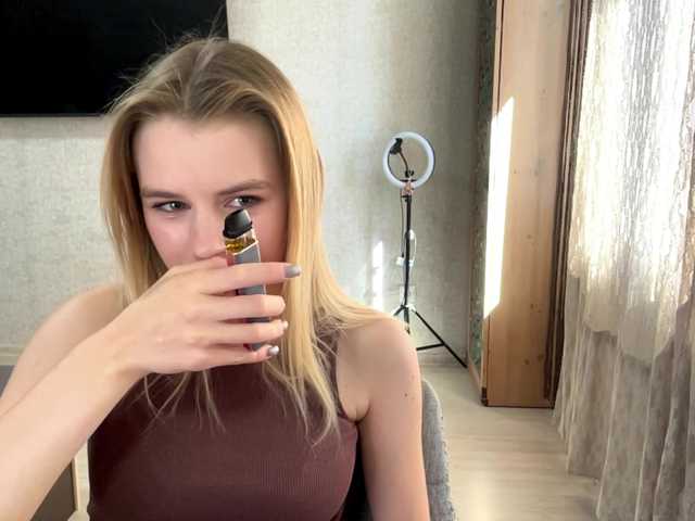 JeaniceHedgpeth live cam on BongaCams