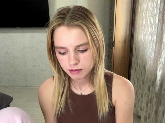 JeaniceHedgpeth live cam on BongaCams