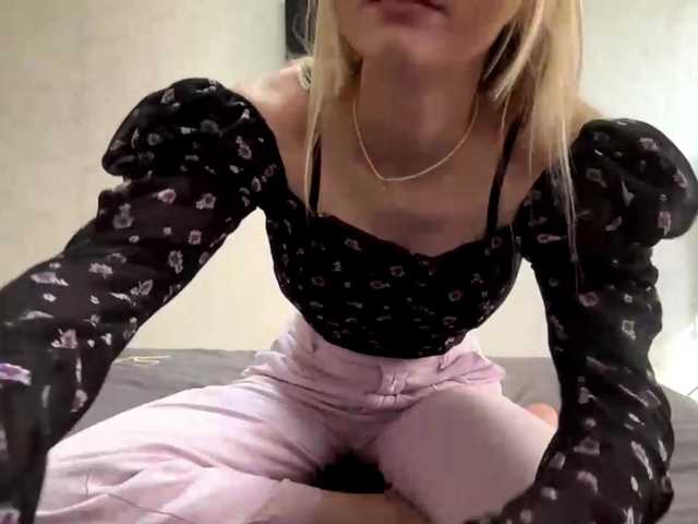 JeaniceHedgpeth live cam on BongaCams