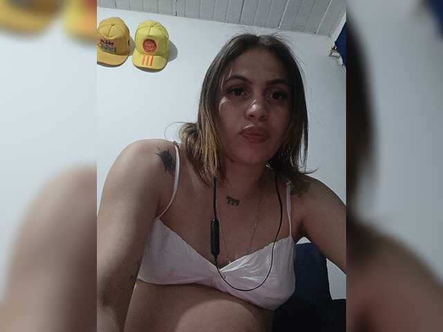 Barbiepaola live cam on BongaCams