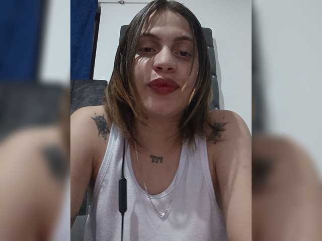 Barbiepaola live cam on BongaCams