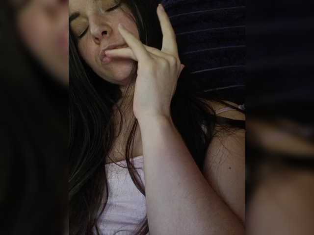 Alice-murrr live cam on BongaCams