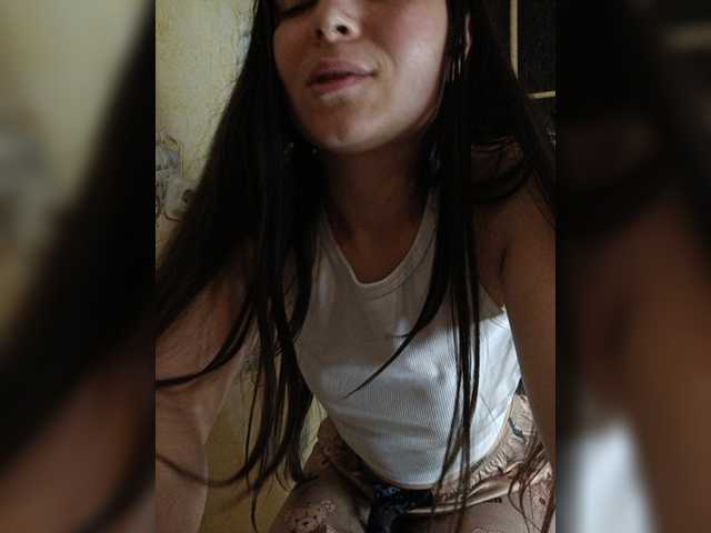 Alice-murrr live cam on BongaCams