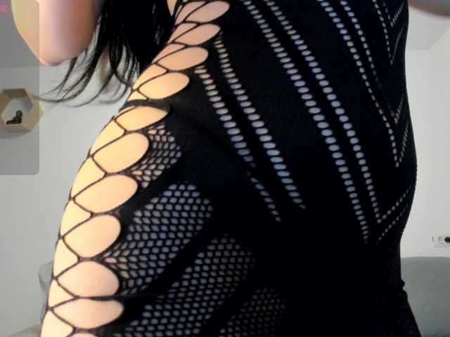naila18 live cam on BongaCams