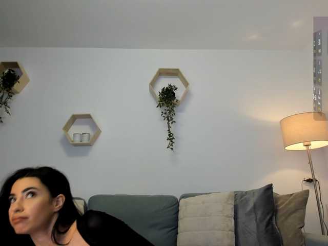 naila18 live cam on BongaCams