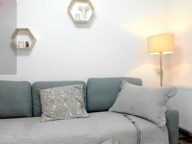 naila18 live cam on BongaCams