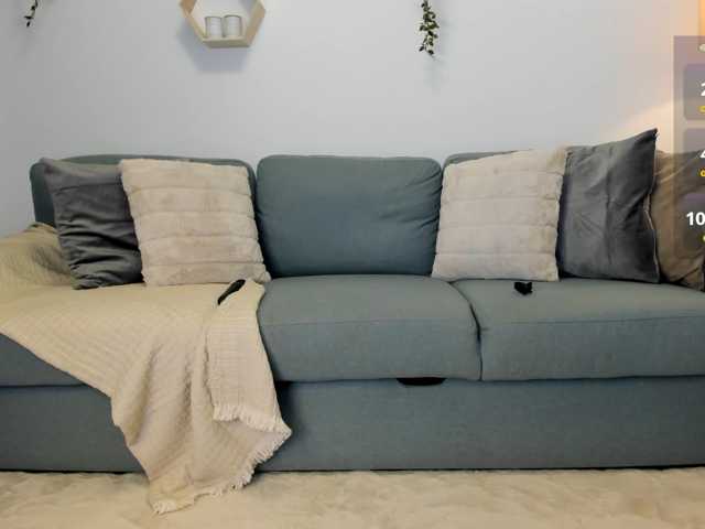 naila18 live cam on BongaCams
