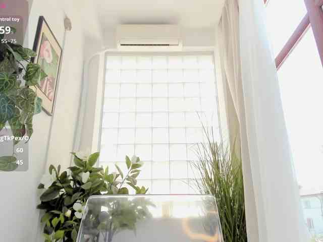 naila18 webcam