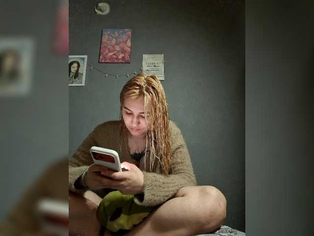 Lilua live cam on BongaCams