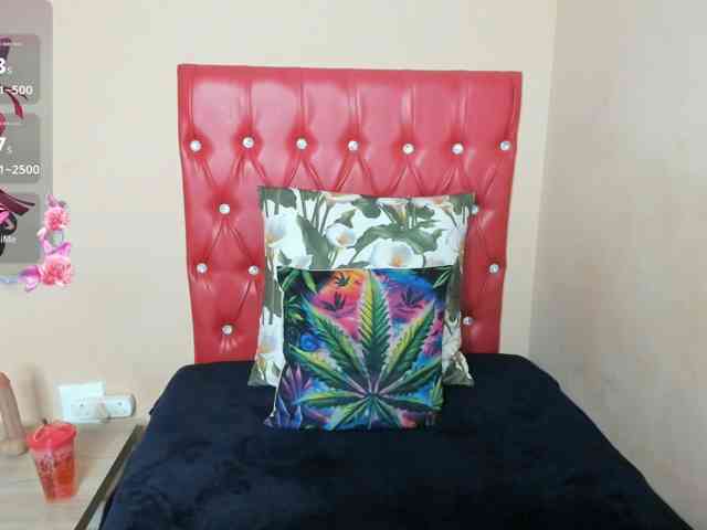 CHERRYTEAZER webcam