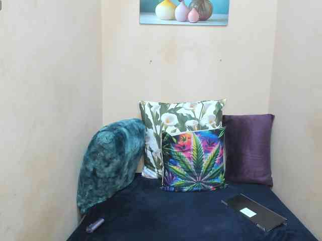 CHERRYTEAZER webcam