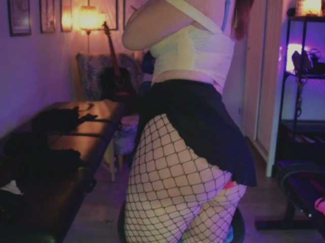 SandyTheDream live cam preview