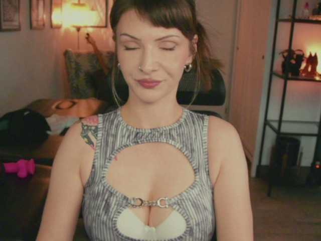 SandyTheDream live cam on BongaCams