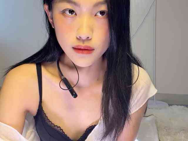 Model: Tammy77