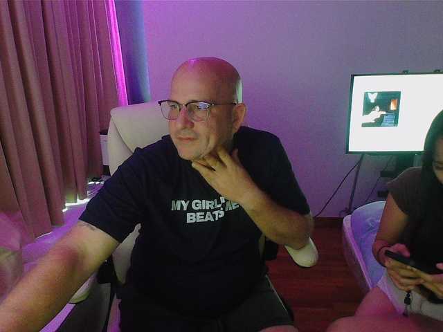TinyLittleLisa live cam on BongaCams