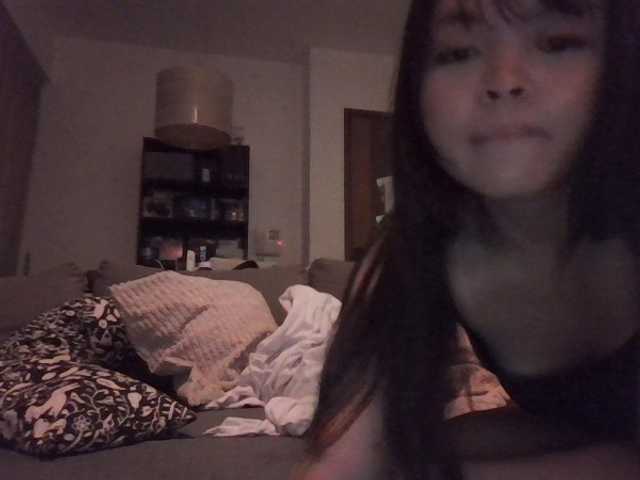 TinyLittleLisa live cam on BongaCams