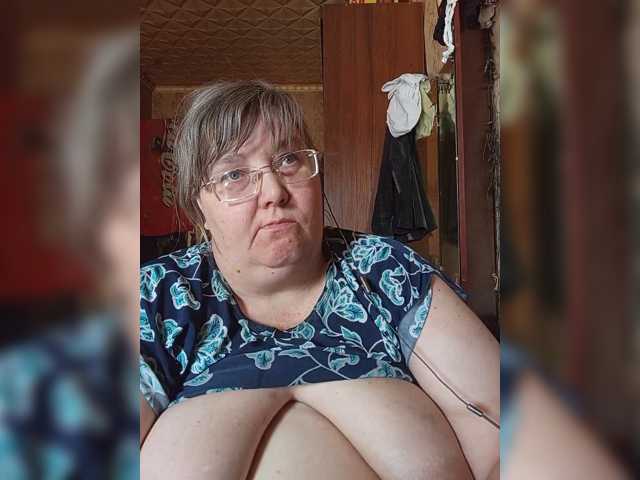 Olga47, en directo ahora en BongaCams