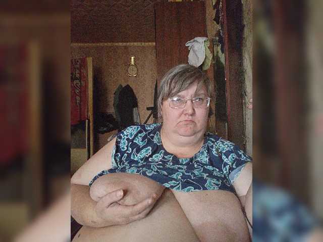 Olga47, en directo ahora en BongaCams