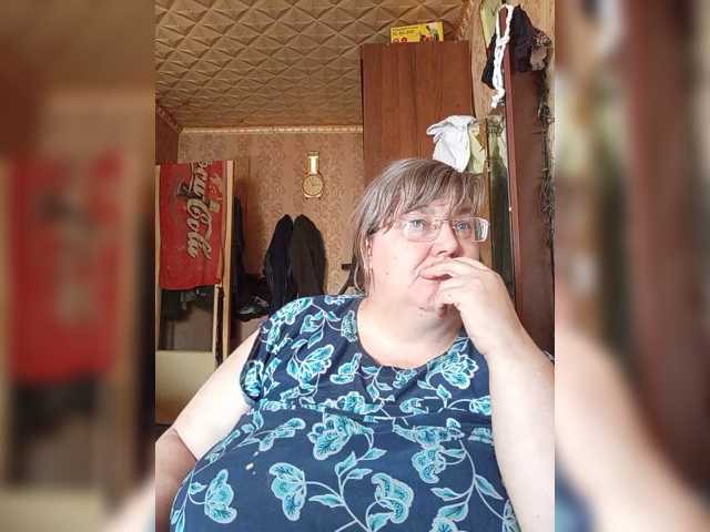 Olga47, live now on BongaCams