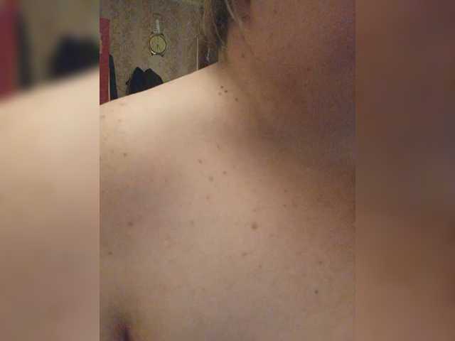 Olga47 live cam on BongaCams