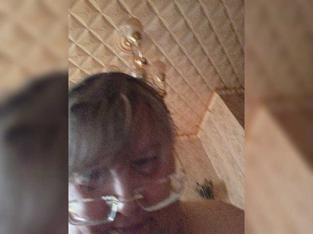 Olga47 live cam preview