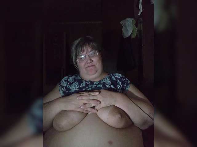 Olga47, en directo ahora en BongaCams