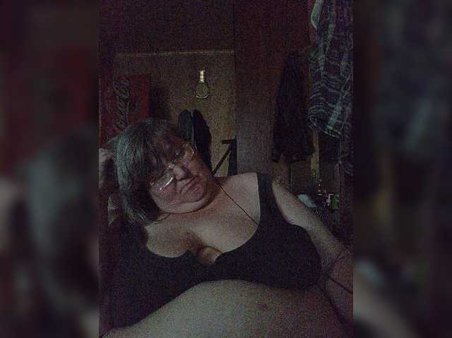 Olga47 live cam