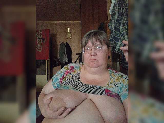 Olga47 live cam