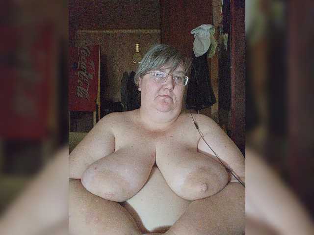 Olga47 live cam on BongaCams
