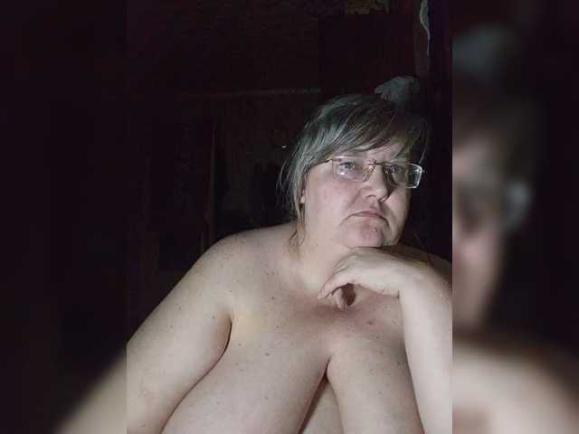 Olga47 live cam
