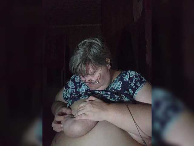Olga47 live cam