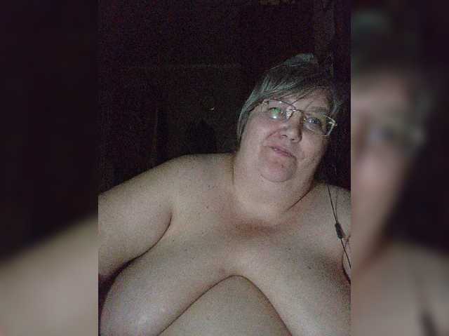 Olga47 live cam