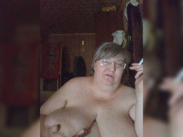 Olga47 live cam on BongaCams