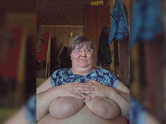 Olga47 live cam on BongaCams