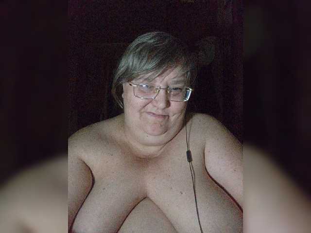 Olga47 live cam