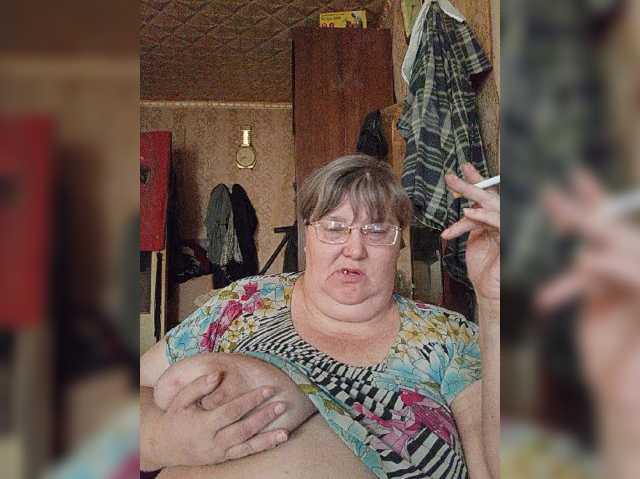 Olga47 live cam
