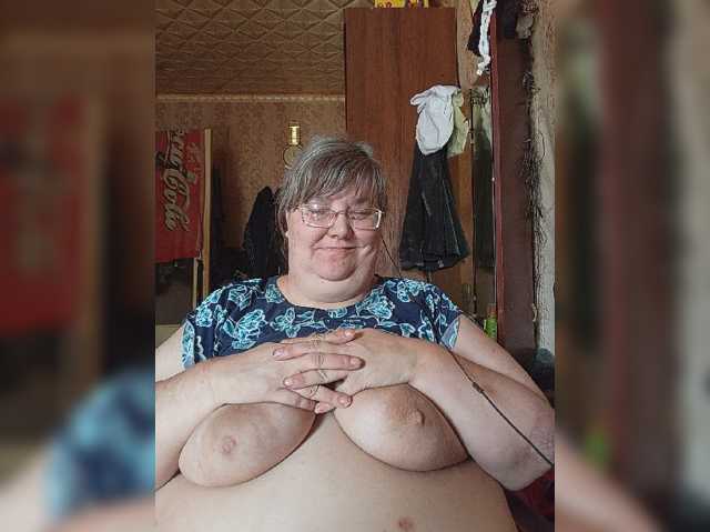 Olga47, live now on BongaCams