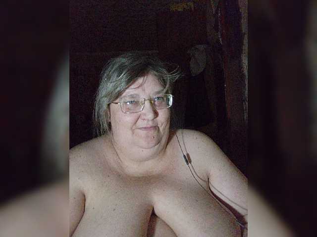 Olga47 live cam preview