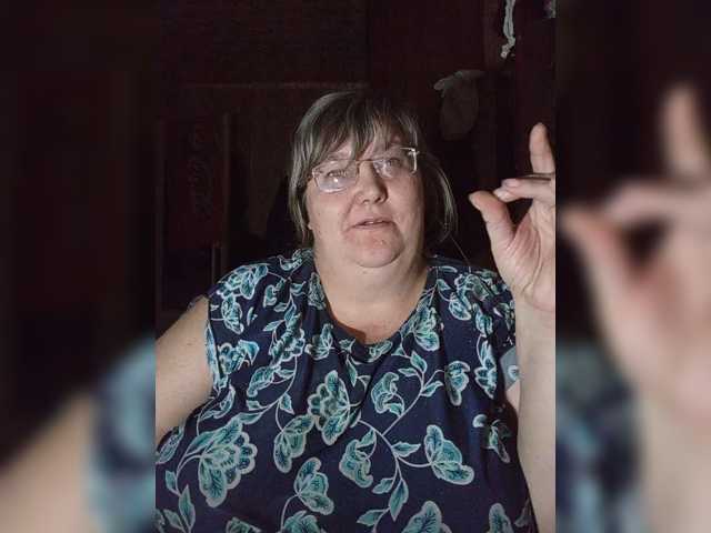 Olga47, live now on BongaCams