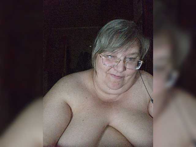 Olga47 live cam