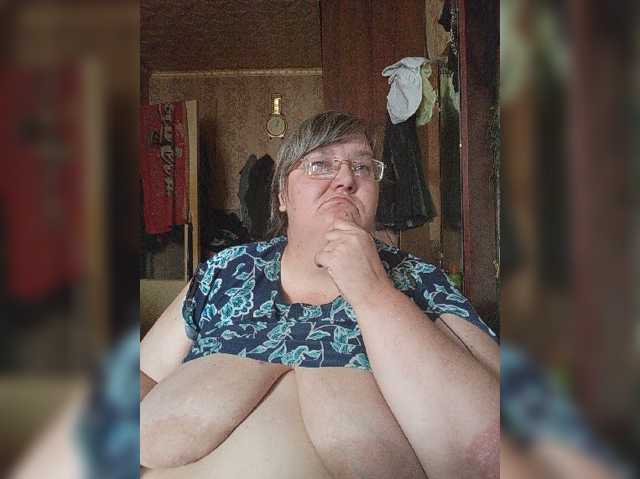 Olga47, en directo ahora en BongaCams