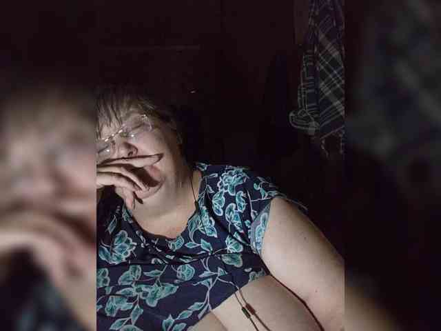 Olga47 webcam