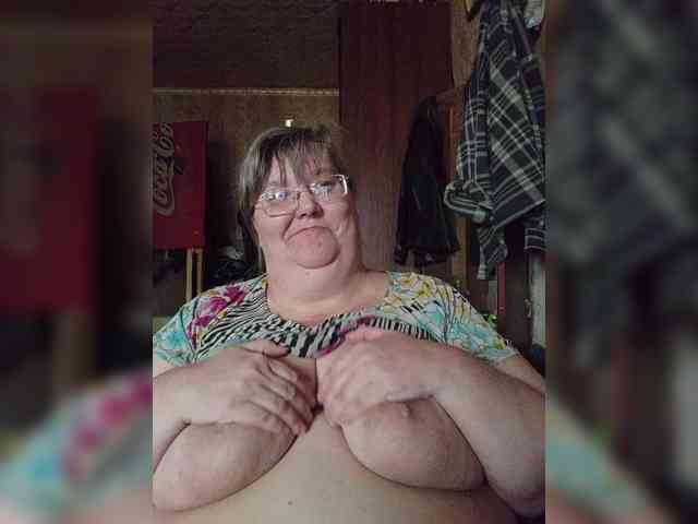 Olga47 webcam