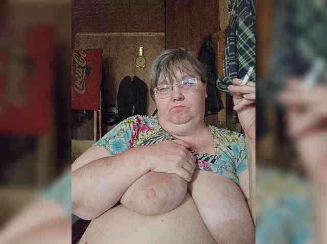 Olga47 webcam