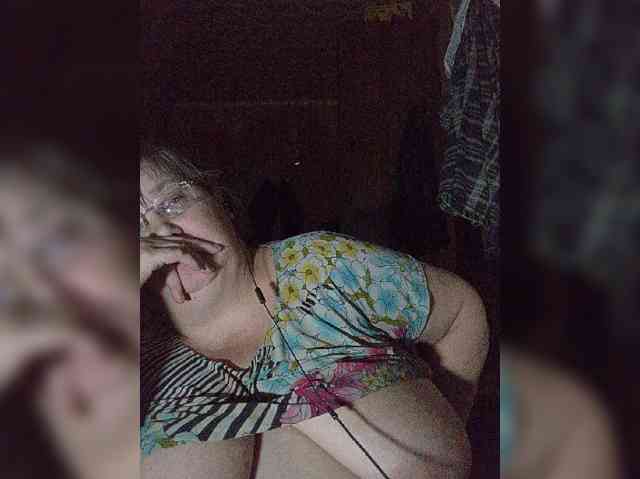 Olga47 webcam