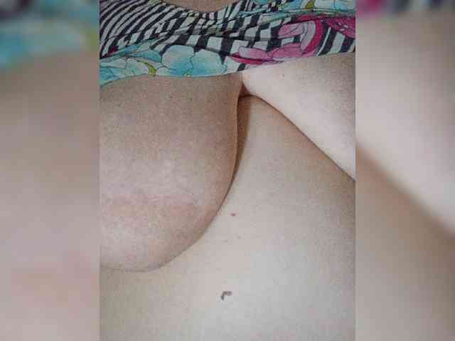 Olga47 webcam
