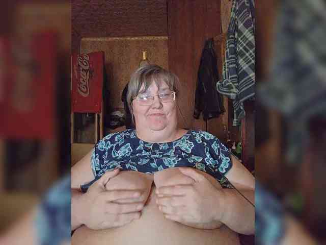 Olga47 webcam