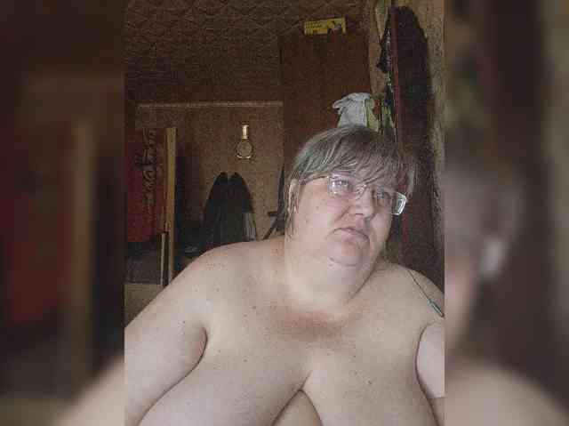 Olga47 webcam