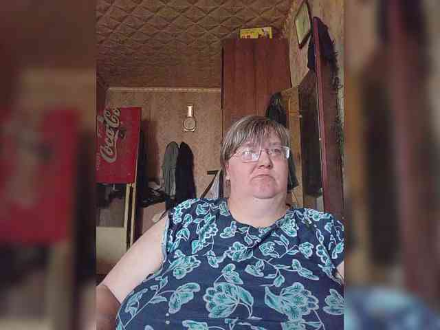 Olga47 webcam