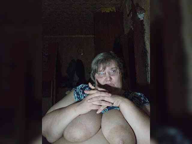 Olga47 webcam